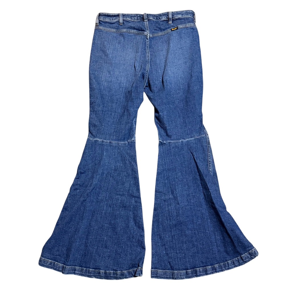 Wrangler Womens Bell Bottom Flare Jeans Medium Wash High Rise Patch Pocket Denim - Picture 6 of 12
